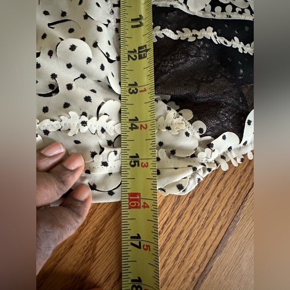 Bequile by BYRON LARS Anthro Lasercut Black Cream Bodycon Dress Sz 4 - Picture 11 of 15